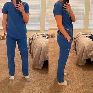 Figs xxs/ petite lot for sale with bonus infinity scrub jacket. READ description